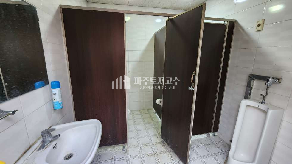 경기 파주시 조리읍 오산리 오산리 2종제조 345평 임대 대형마당 층고5.6 40피트 민원무 월세 매물번호 10475 사진 13