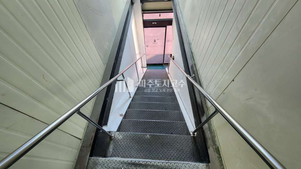 경기 파주시 연다산동 연다산동 2차선변 2층 사무실 57평 임대 까페 사무실 월세 매물번호 10644 사진 3