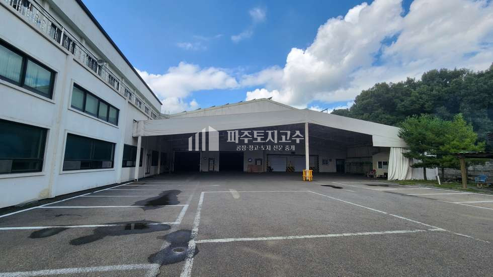 경기 파주시 파주읍 백석리 1,2동 백석리 대형창고 7424평 40피트 층고4.5 대형마당 월세 매물번호 10792 사진 10