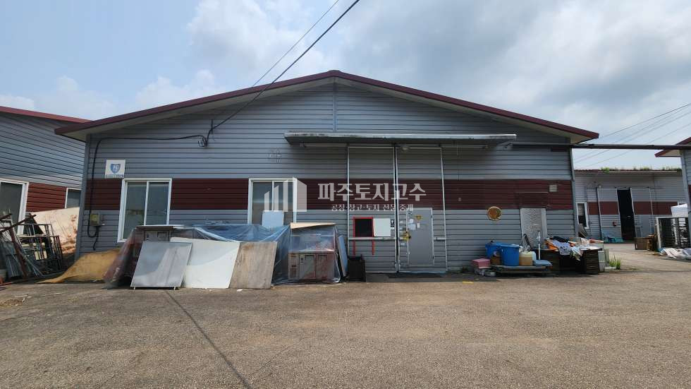 경기 파주시 탄현면 만우리 나동 만우리 민원없는 공장 120평 임대 5톤차 민원무 월세 매물번호 10240 사진 1