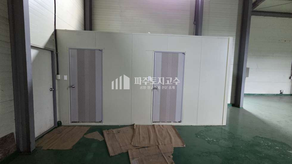 경기 파주시 광탄면 마장리 가,나동 마장리 2차선변 공장 200평+가설60평 내부사무실 랙시설 층고8 40피트 민원무 월세 매물번호 11355 사진 24