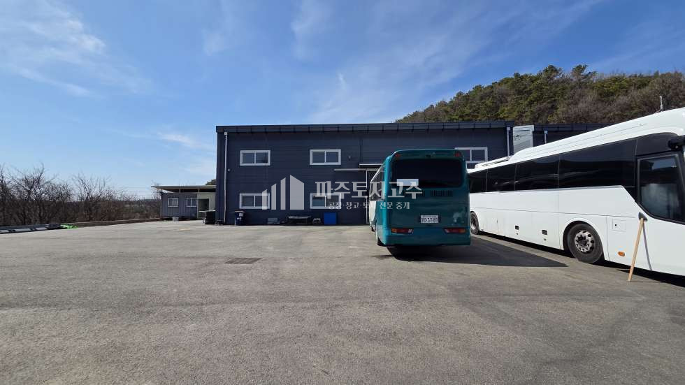 경기 파주시 파주읍 백석리 백석리 창고 60평 층고7.5 단독마당 40피트 월세 매물번호 10472 사진 3