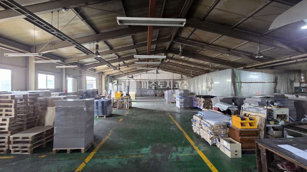 경기 파주시 맥금동 맥금동 공장 190평 전력 190kw 층고6.2 내부사무실 20피트 민원무 월세 매물번호 11074 사진 8