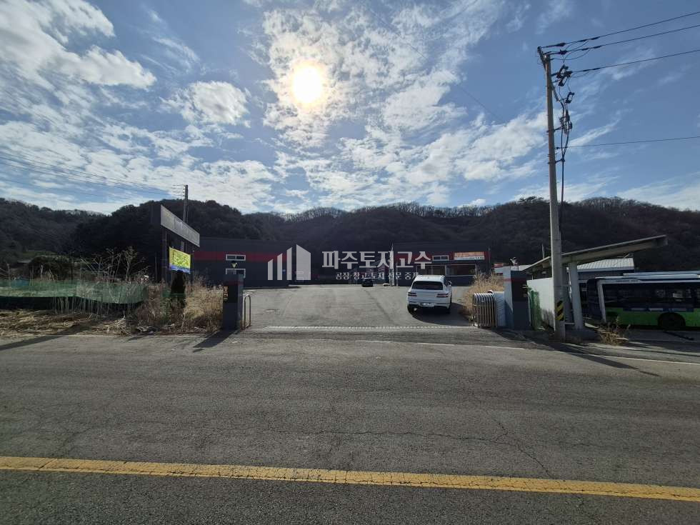 경기 파주시 법원읍 갈곡리 1,2,3,4,5,6동 갈곡리 공장 457평 층고5.5 단독마당 40피트 민원무 월세 매물번호 11175 사진 7