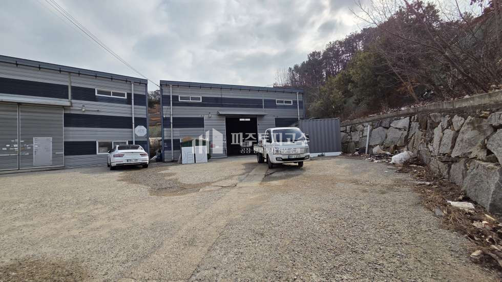 경기 파주시 상지석동 1,2동 상지석동 2종제조 60평 2동 층고8.5 하수직관 대형차 민원무 월세 매물번호 11160 사진 3