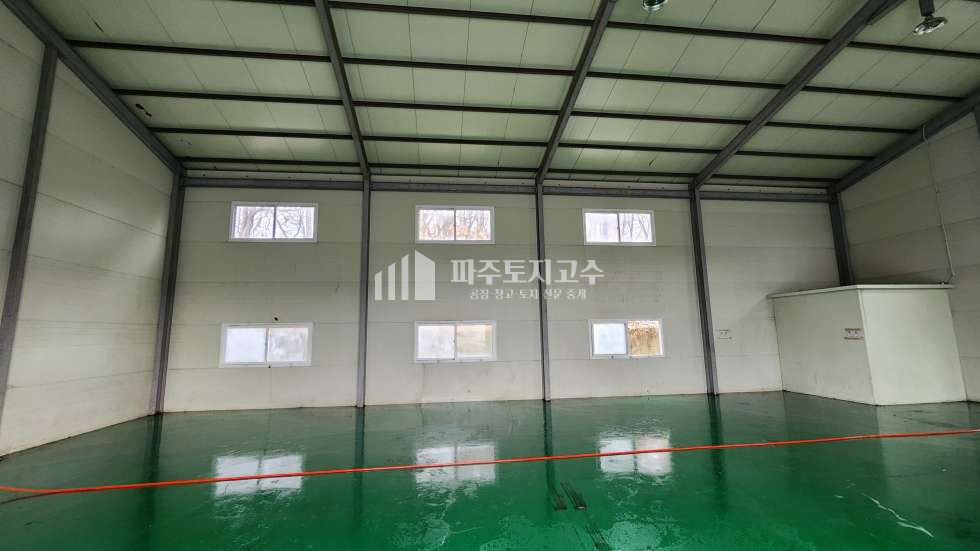 경기 파주시 월롱면 도내리 2동 도내리 2차선변 창고 60평 층고7 40피트 민원무 월세 매물번호 11072 사진 5