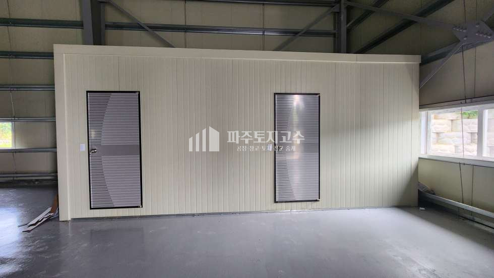 경기 파주시 월롱면 덕은리 덕은리 대형창고 스튜디오 300평 층고15 단독마당 40피트 월세 매물번호 10025 사진 7