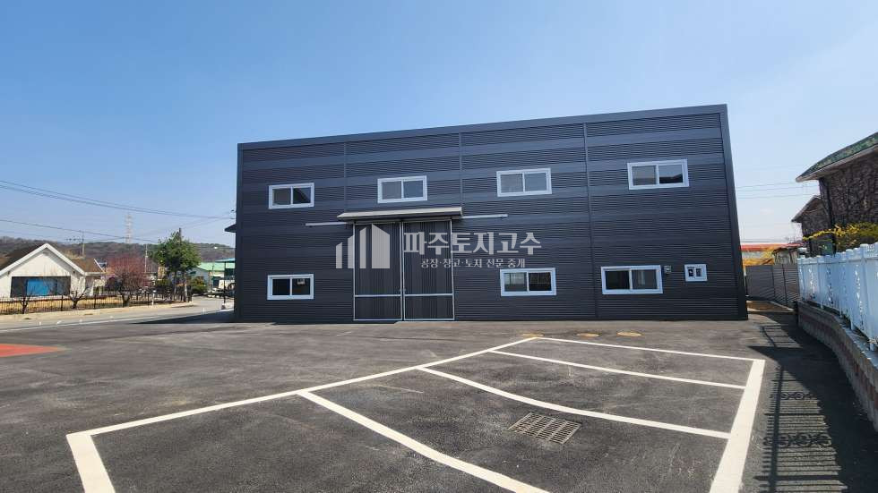 경기 파주시 월롱면 덕은리 덕은리 신축창고 60평 3동 층고8.1 단독마당 40피트 월세 매물번호 10809 사진 6
