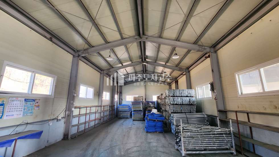 경기 파주시 파주읍 봉암리 봉암리 2종제조 150평 토지808평 매매 전력45kw 층고5 40피트 민원무 매매 매물번호 10633 사진 8