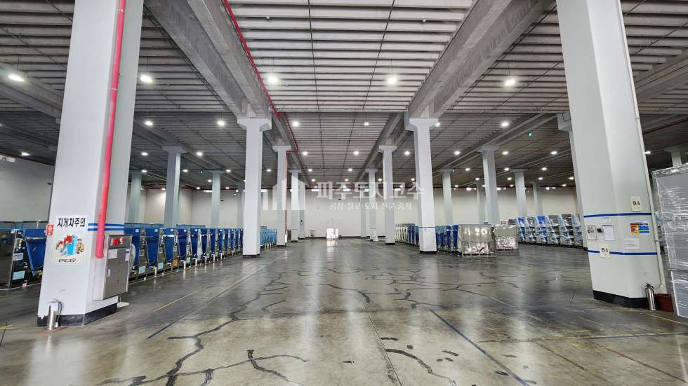 경기 파주시 월롱면 덕은리 덕은리 초대형 창고 3385평 매매 층고11 전력400kw 매매 매물번호 10247 사진 15