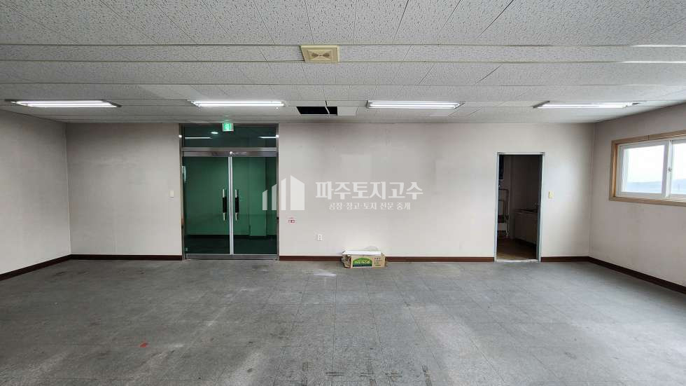 경기 파주시 월롱면 덕은리 1동 덕은리 2층 사무실.소형창고 19평 임대 주차여유 월세 매물번호 10630 사진 1