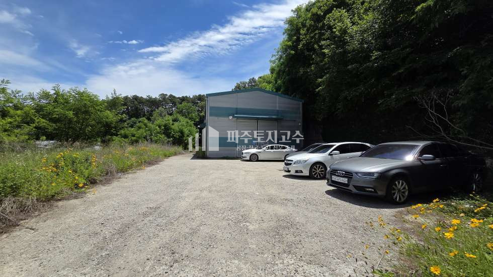 경기 파주시 월롱면 도내리 1,2동 도내리 공장 120평 층고7 민원무 단독마당 월세 매물번호 11341 사진 1